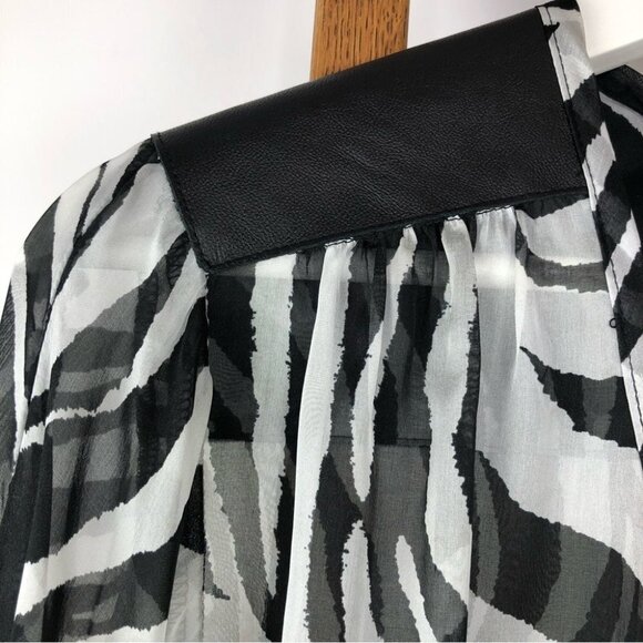 FIFTEEN Twenty black/white zebra silk blouse with leather Large - Picture 5 of 10